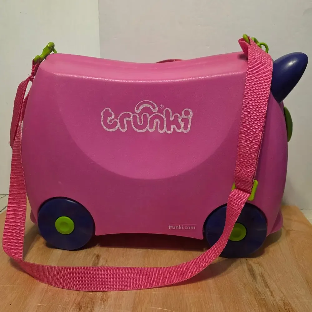 Trunki Trixie ride-on Kid's Suitcase pink & purple, purple and lime green wheels